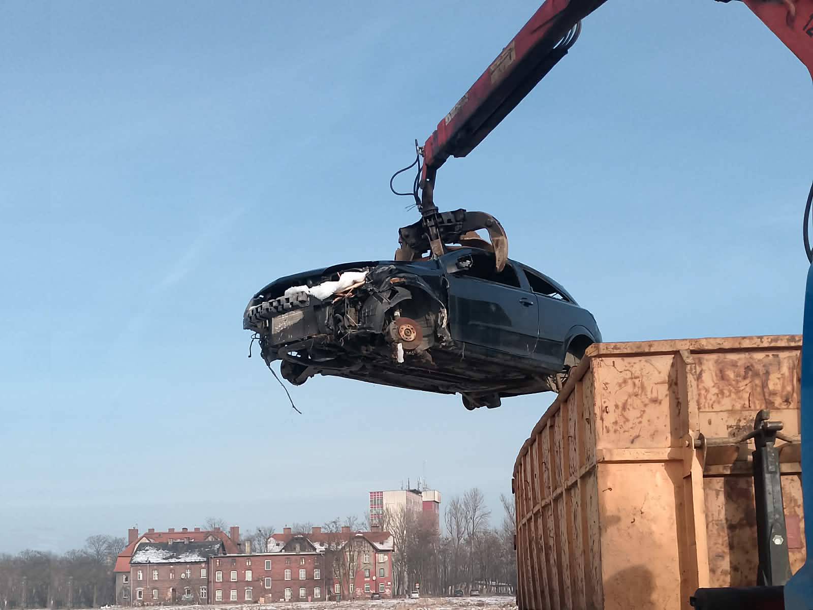 Kasacja powypadkowego samochodu osobowego